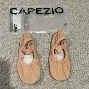 Capezio Kids Ballet Shoes - Soft Tan